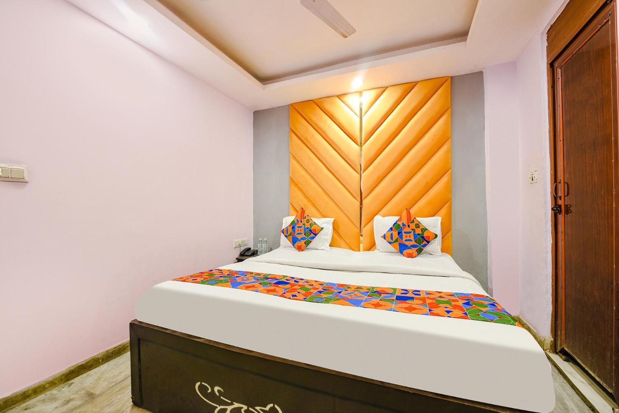 Fabhotel Pp Residency Tilak Nagar New Delhi Exterior photo