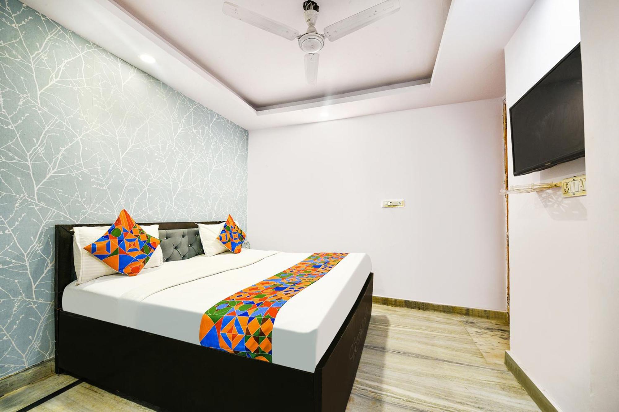 Fabhotel Pp Residency Tilak Nagar New Delhi Exterior photo