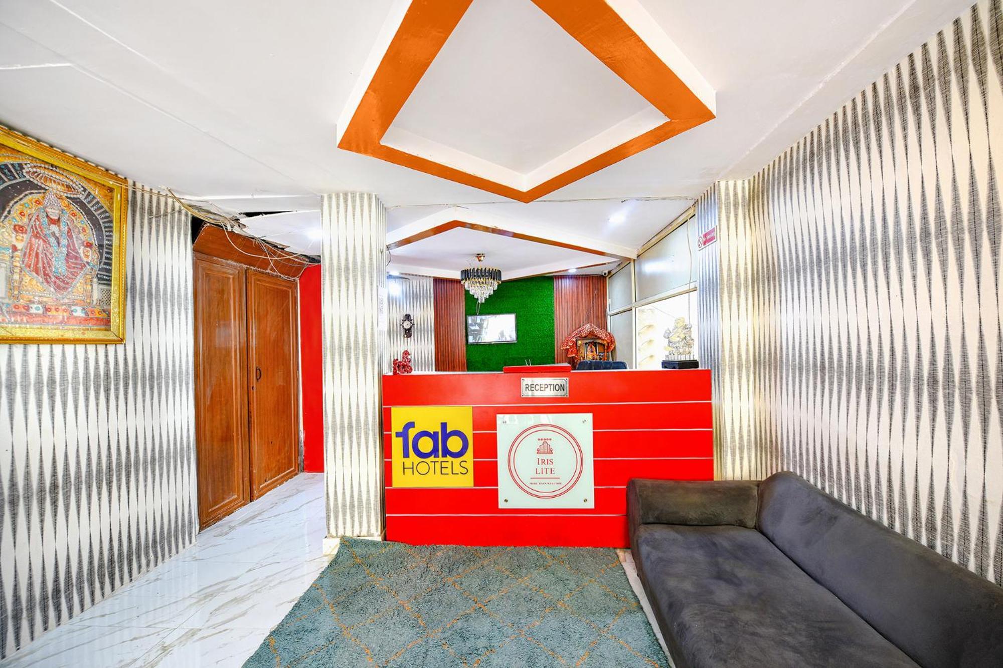 Fabhotel Pp Residency Tilak Nagar New Delhi Exterior photo